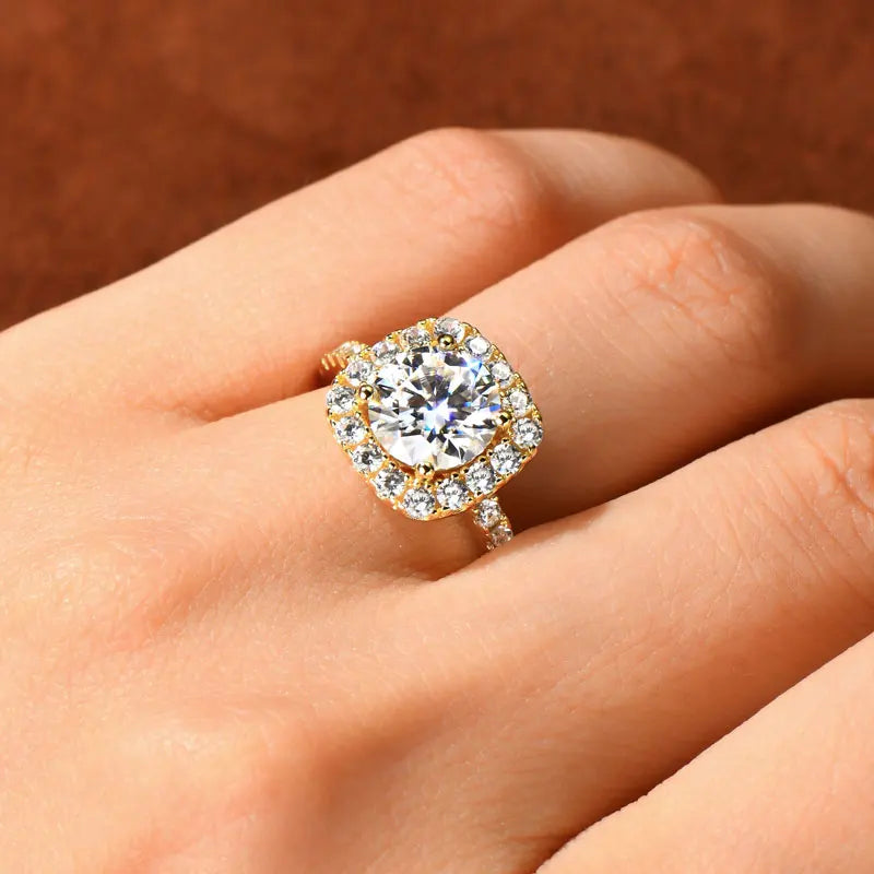 8mm 2ct Moissanite Ring