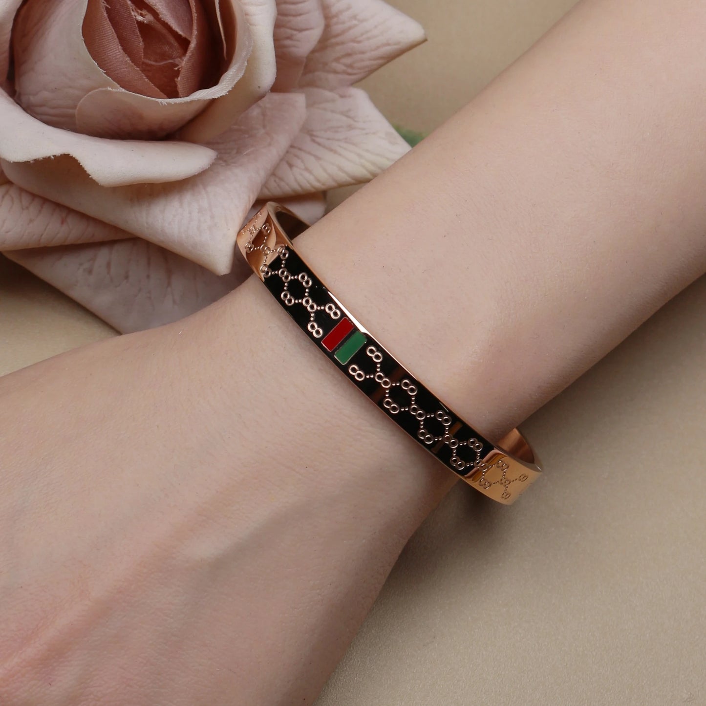 Stainless Steel Fashionable Bangles