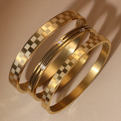 Checkered Design Crystal Bangle