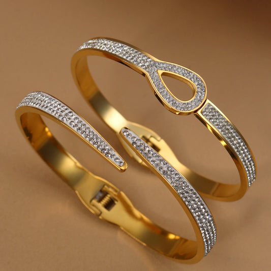 Exquisite Crystal Hollow Water Drop Bracelet