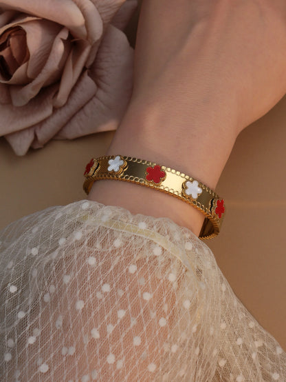Fashion Acrylic Flower Shape Stainless Steel Bracelet