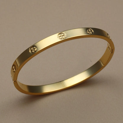 Stainless Steel Gold Colour Waterproof Bracelet
