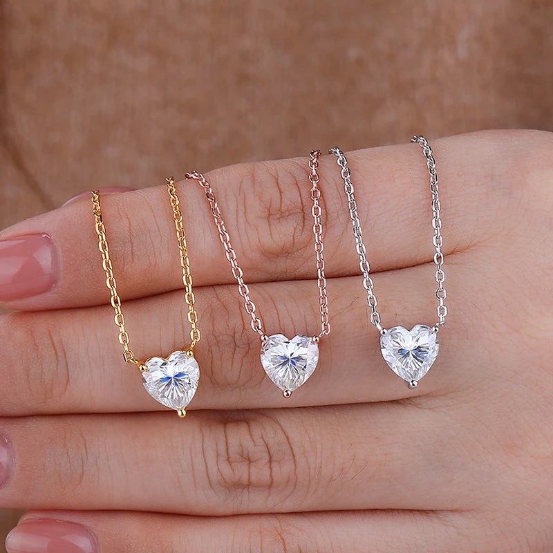 S925 Heart Cut Moissanite Pendant Necklace
