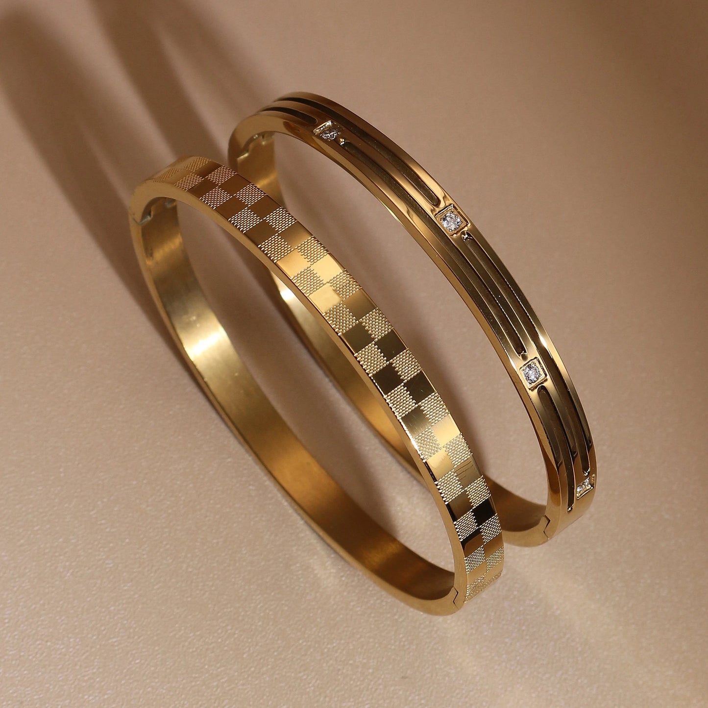 Checkered Design Crystal Bangle