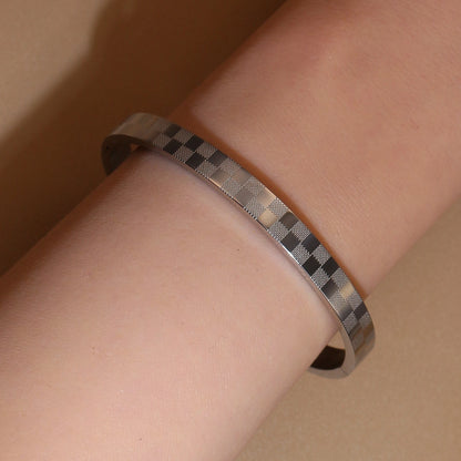 Checkered Design Crystal Bangle