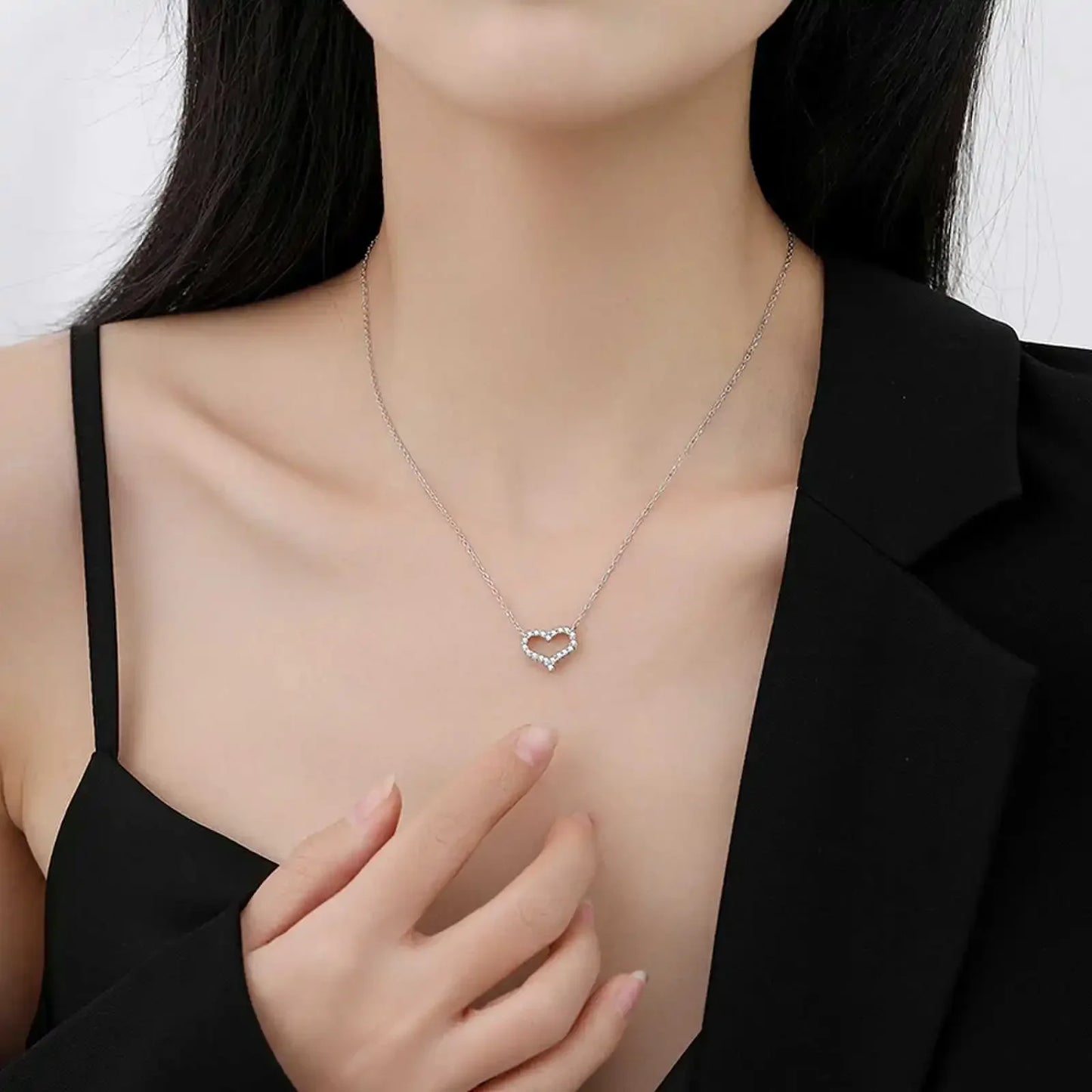 FEOBUR 2ct Moissanite Heart Pendant Necklace