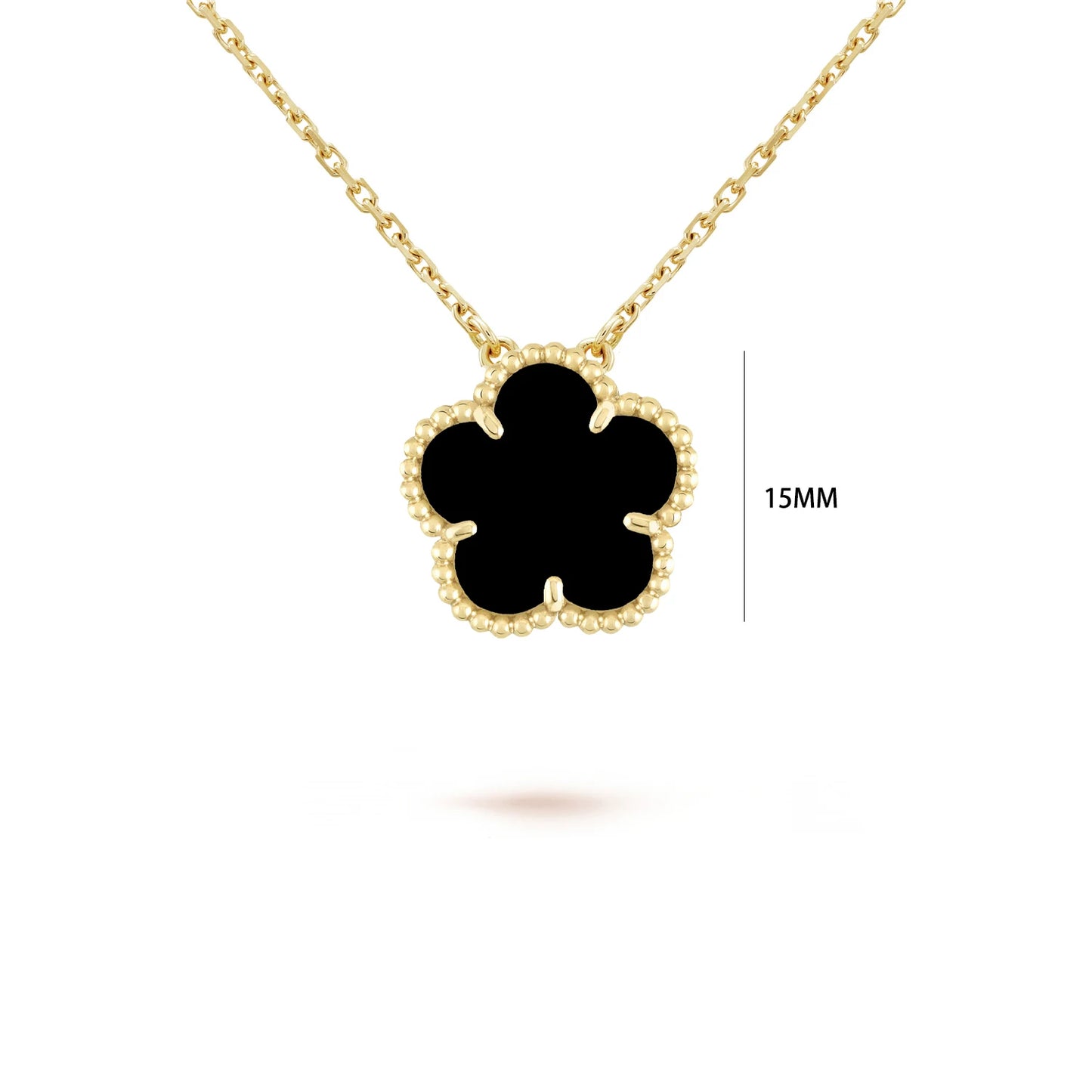 Classic simple Clover pendant necklace