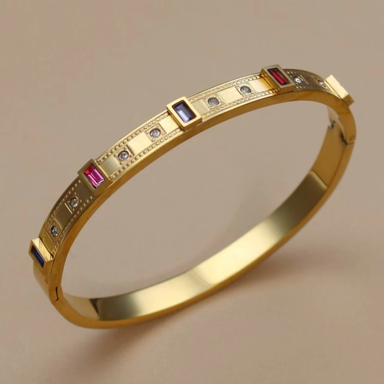 Cubic Zircon Design Jewellery Bangle