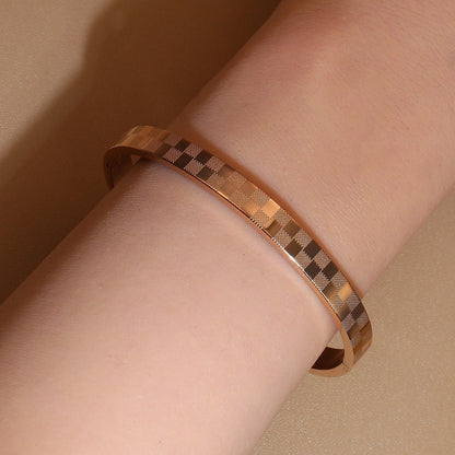 Checkered Design Crystal Bangle