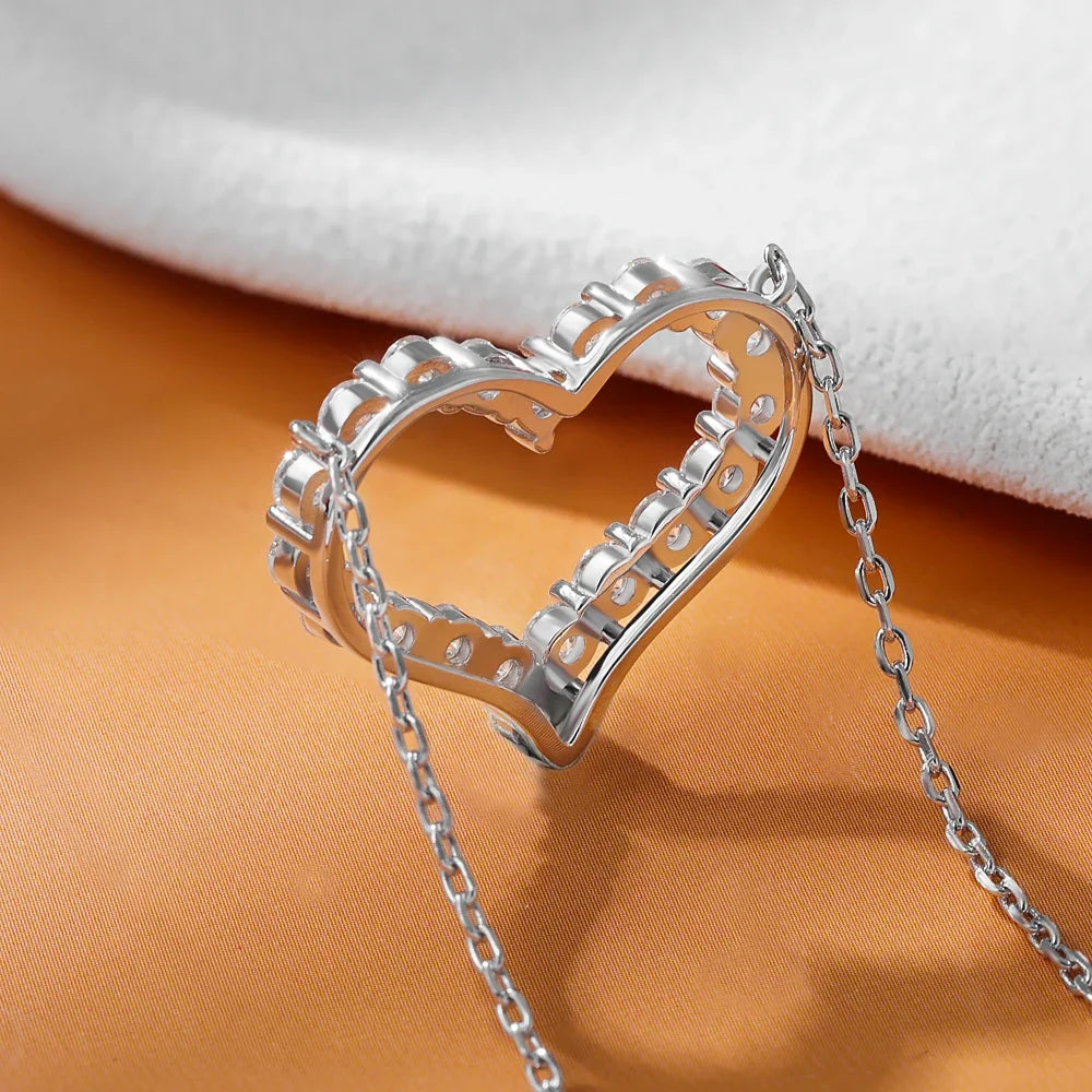 FEOBUR 2ct Moissanite Heart Pendant Necklace